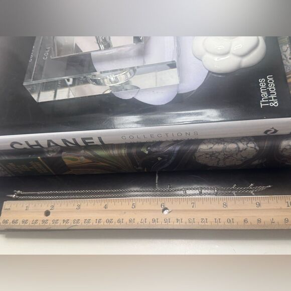 Kendra Scott Addison Adjustable Choker Necklace - Picture 7 of 7